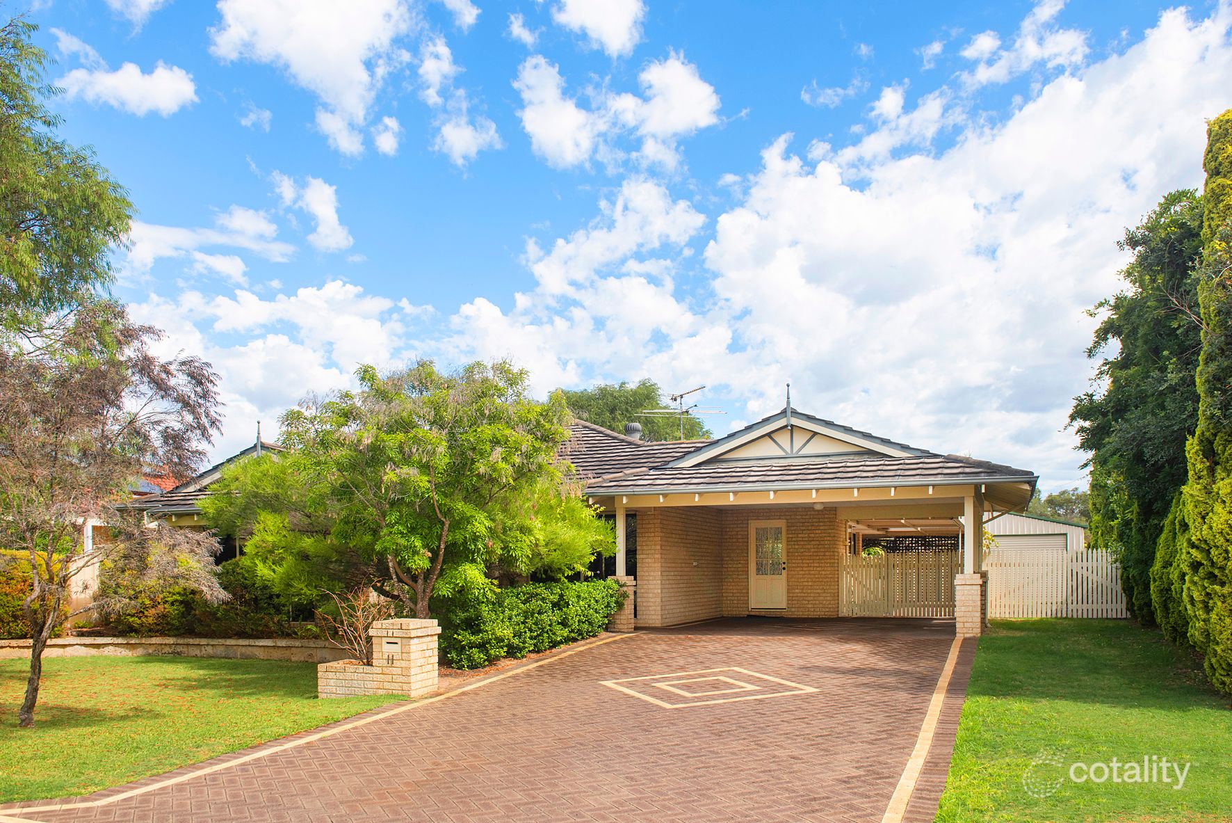 11 Cloisters Cove, West Busselton, WA 6280