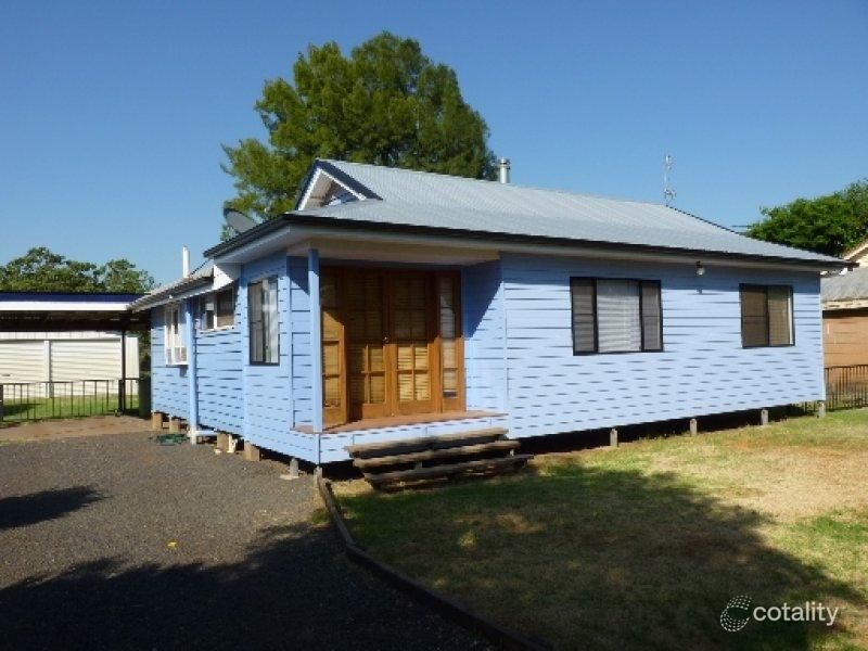 12 Hutt St, St George, QLD 4487