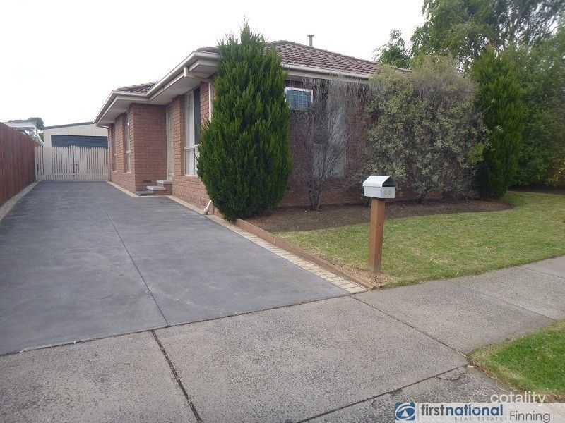 86 Monahans Rd, Cranbourne, VIC 3977