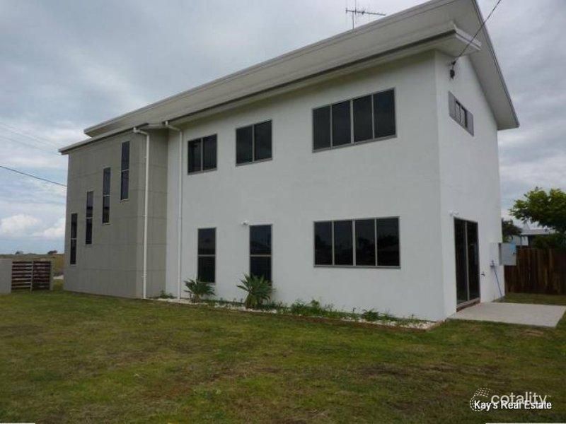 79 Shelley, Burnett Heads, QLD 4670