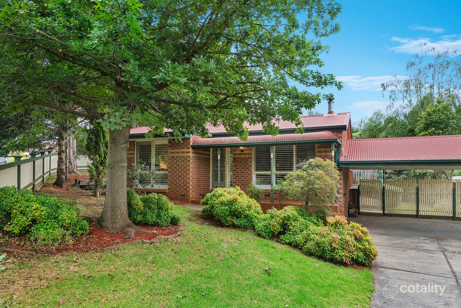 15 The Briars, Mooroolbark, VIC 3138