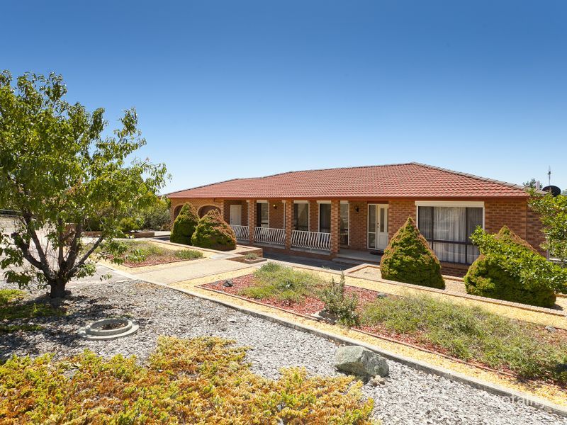 15 Hadleigh Cct, Isabella Plains, ACT 2905
