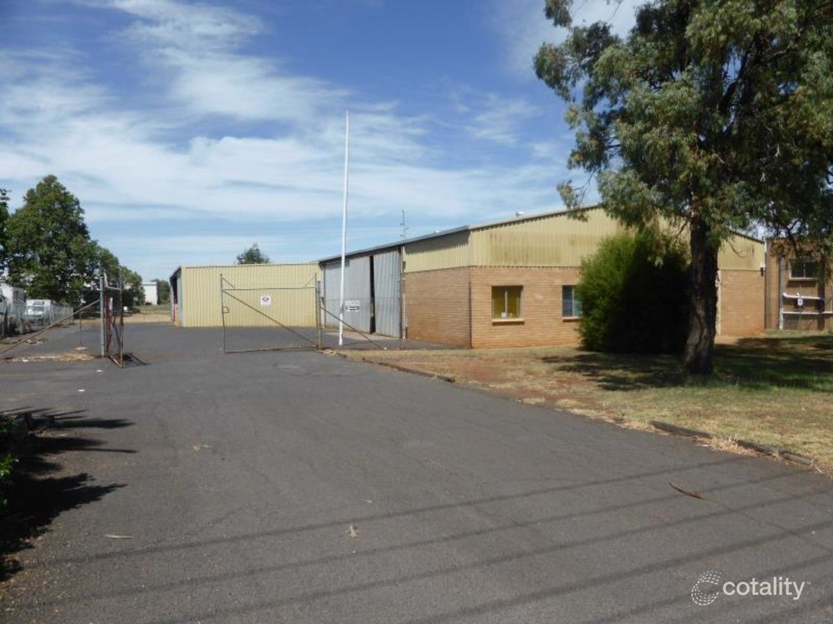 11 Douglas Mawson Rd, Dubbo, NSW 2830