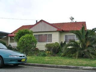 1 Cobbin Pde, Belmont, NSW 2280