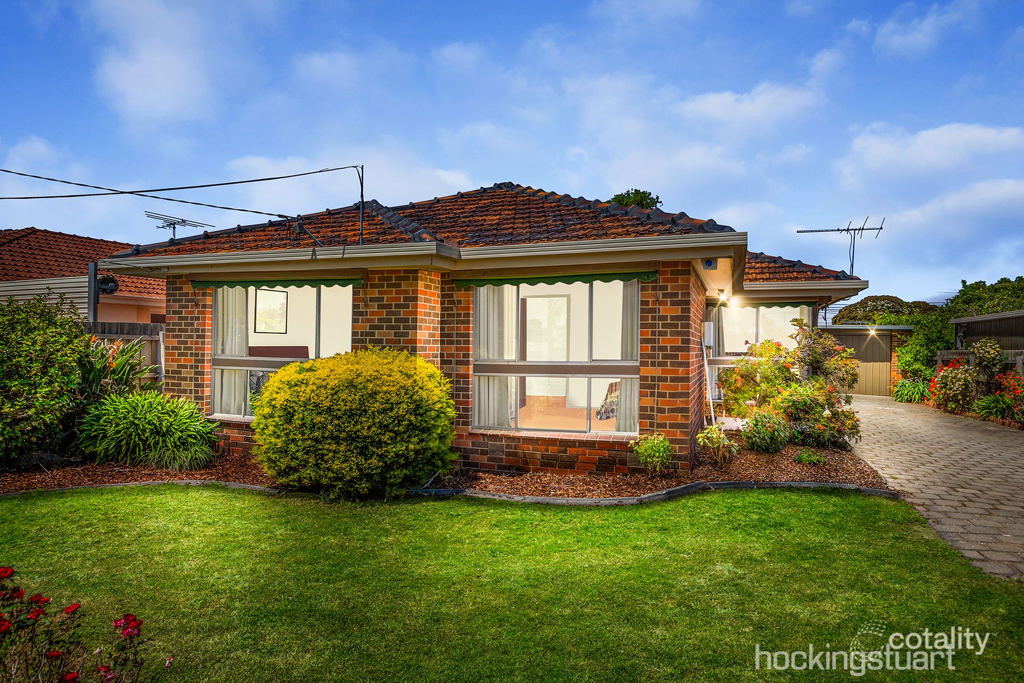 15 Larisa Rd, St Albans, VIC 3021