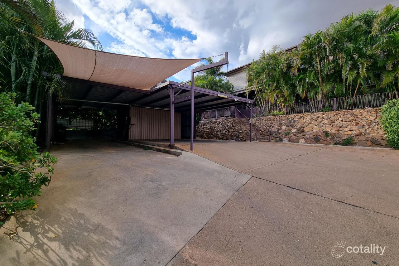 4 Bligh St, The Gap, QLD 4825