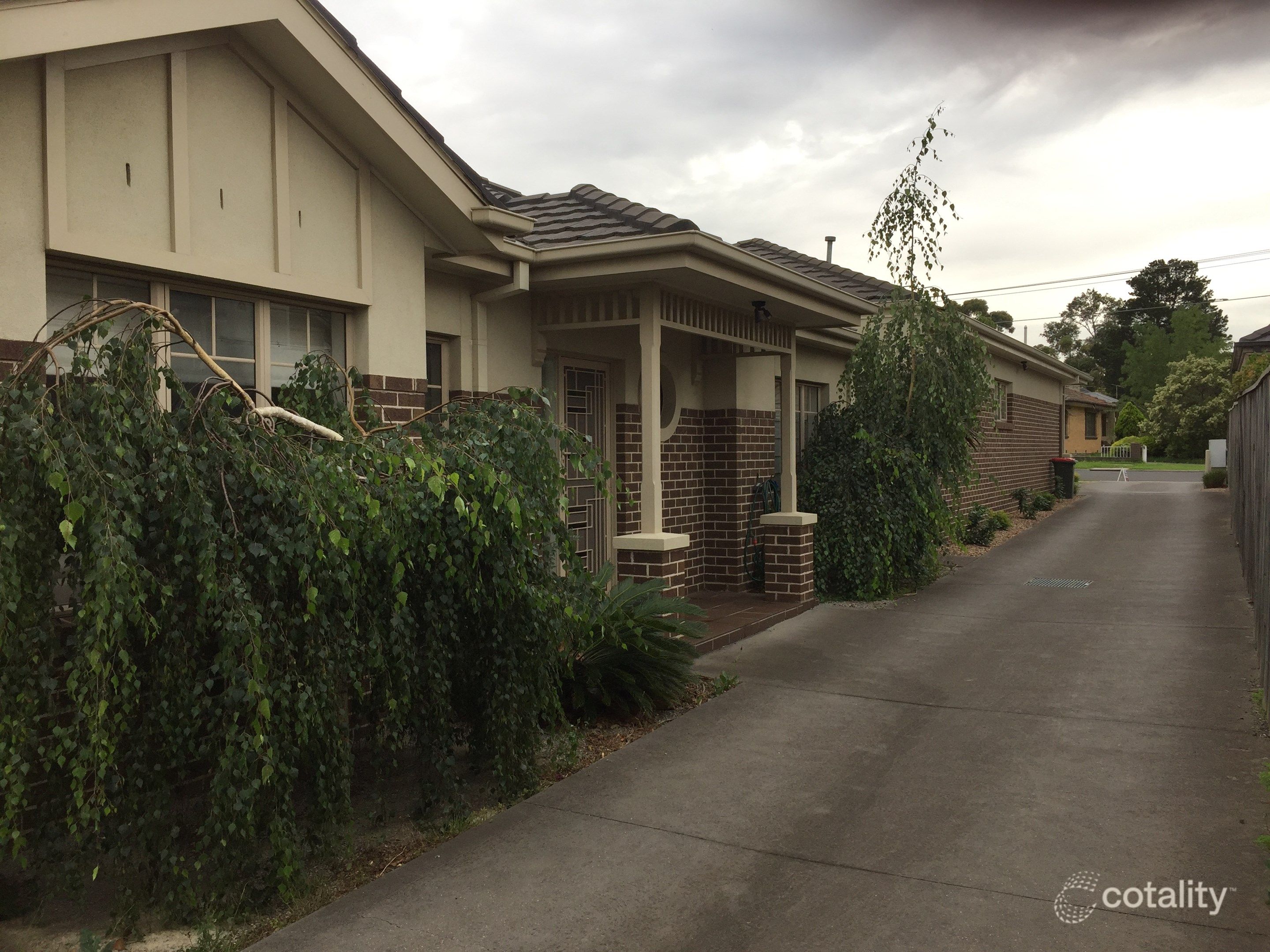 2/17 Ross St, Niddrie, VIC 3042