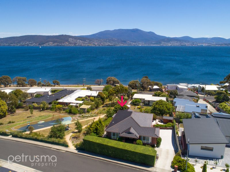305 Carella St, Tranmere, TAS 7018