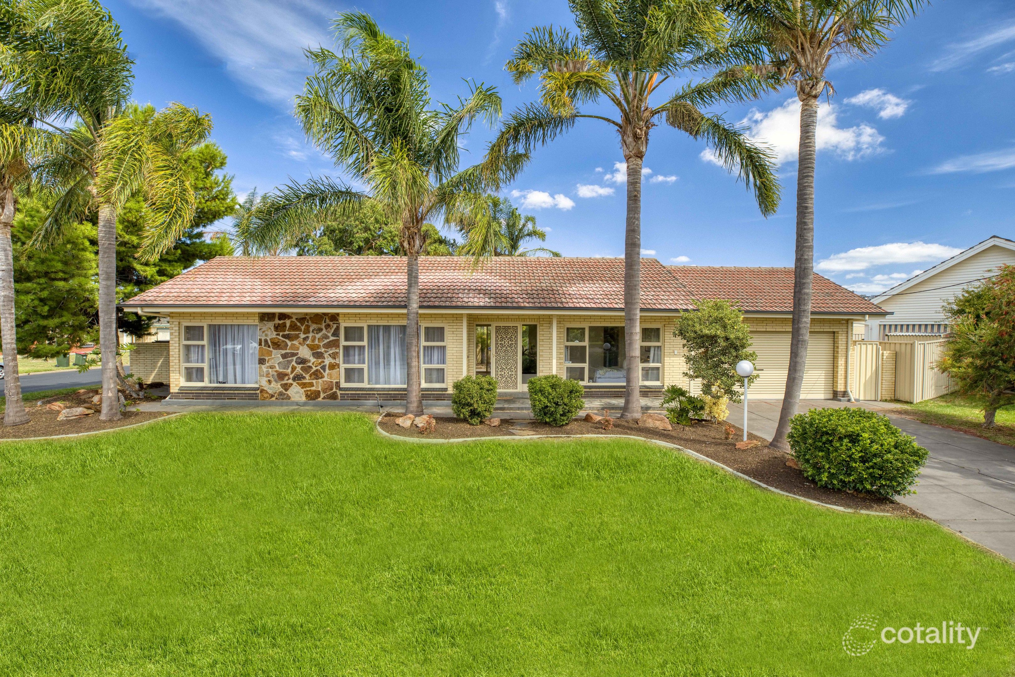 1 Montana Dr, Novar Gardens, SA 5040