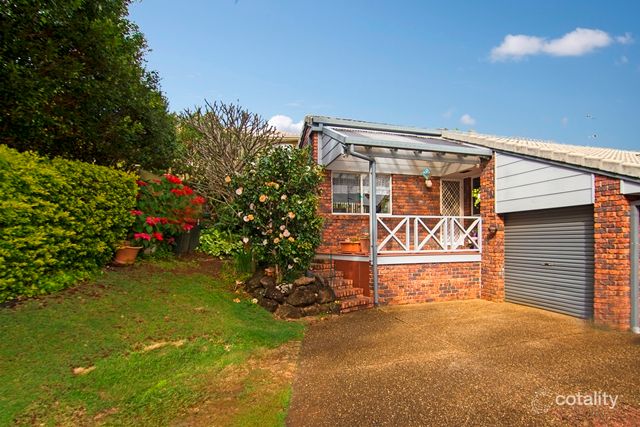 2/5 Chestnut Dr, Banora Point, NSW 2486
