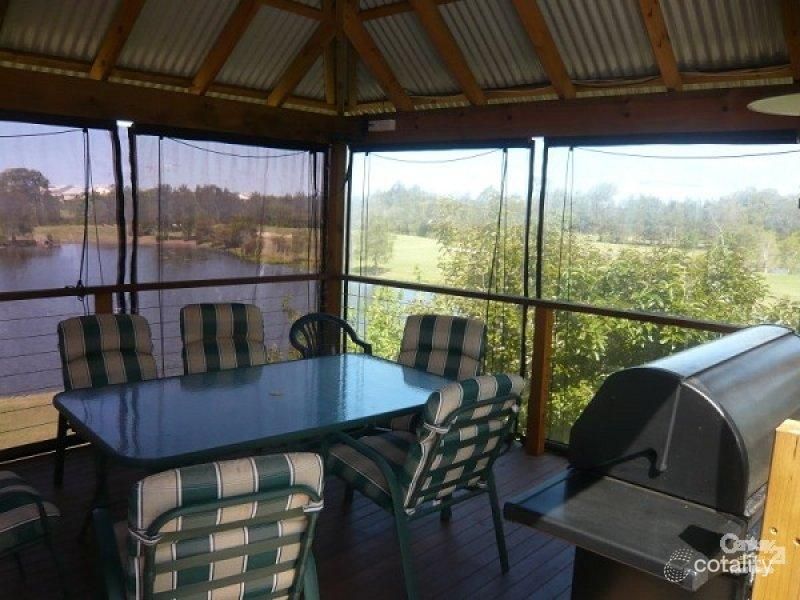 3 Arbour Pl, Carrara, QLD 4211