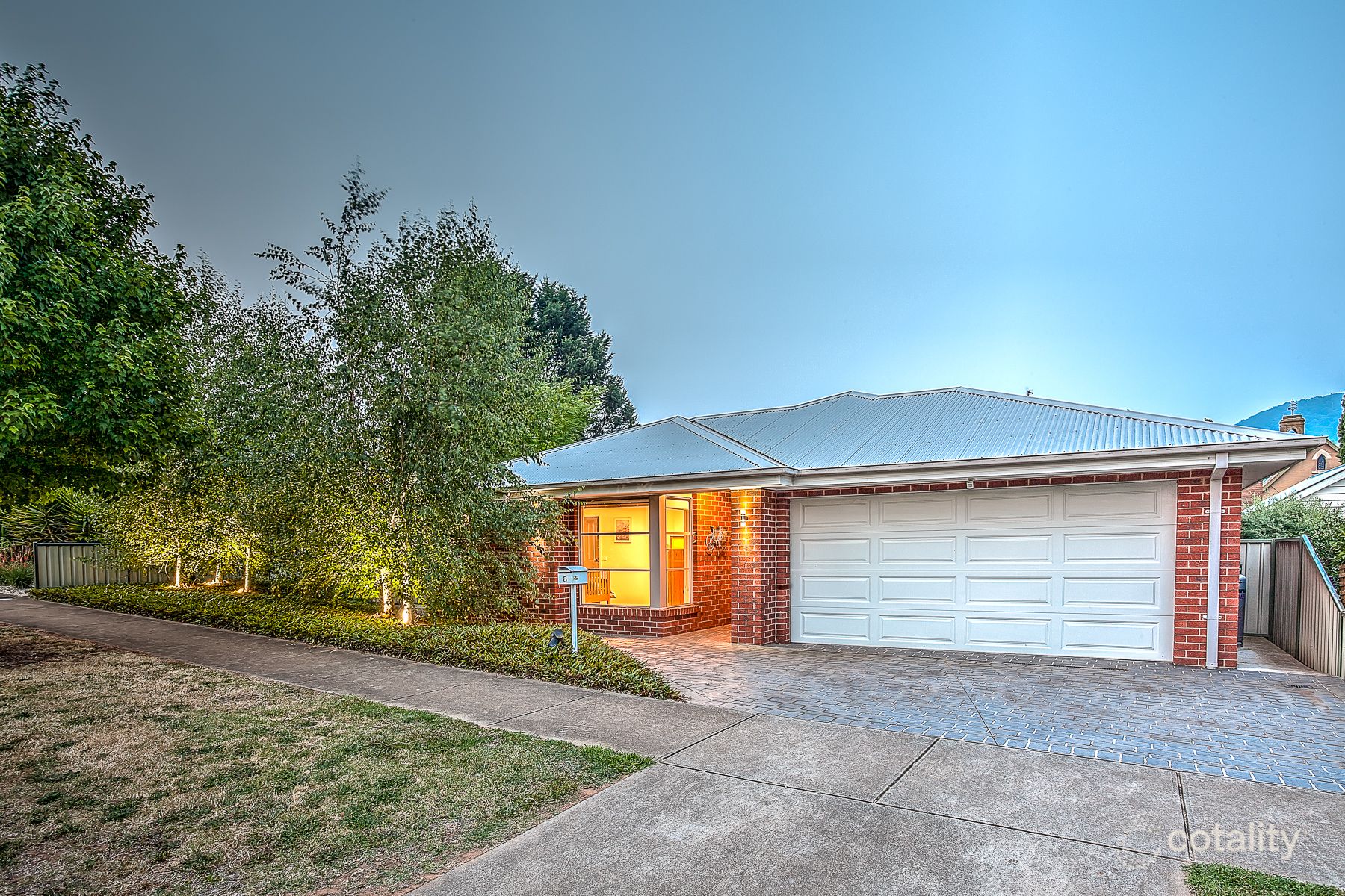 8 Three Peaks Rise, Bright, VIC 3741