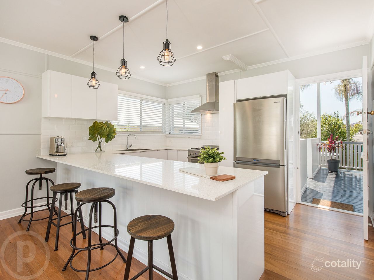 24 Mee St, Carina, QLD 4152