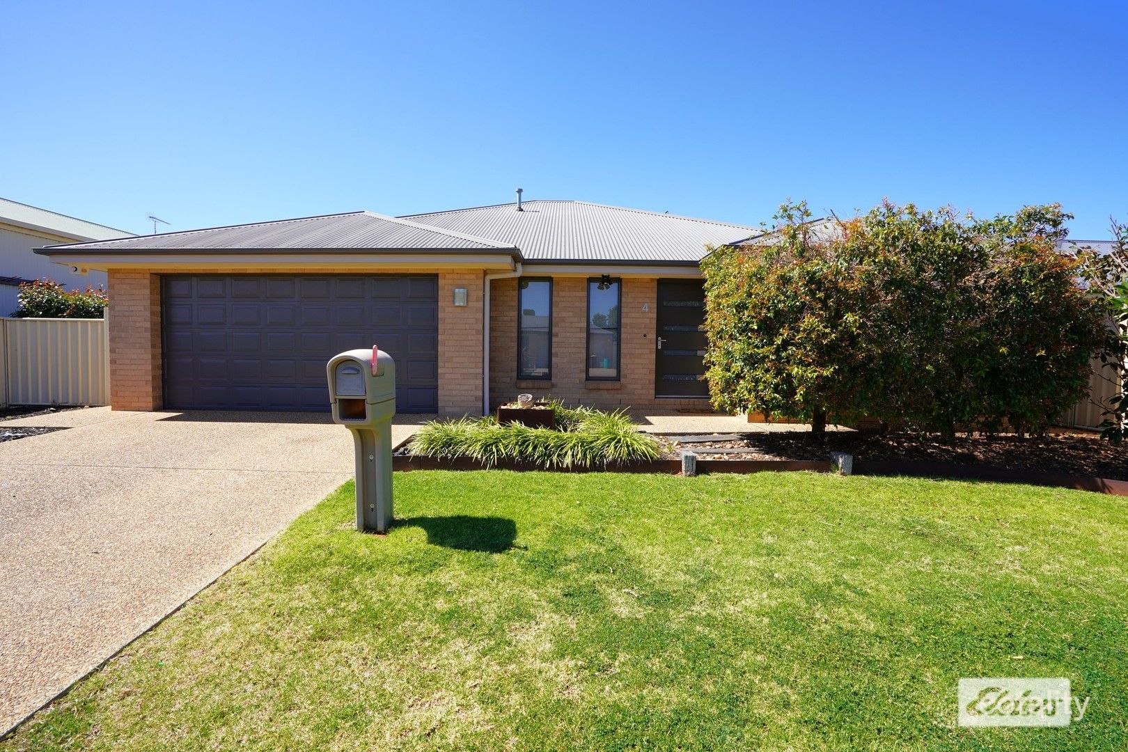 4 Boree Ave, Griffith, NSW 2680