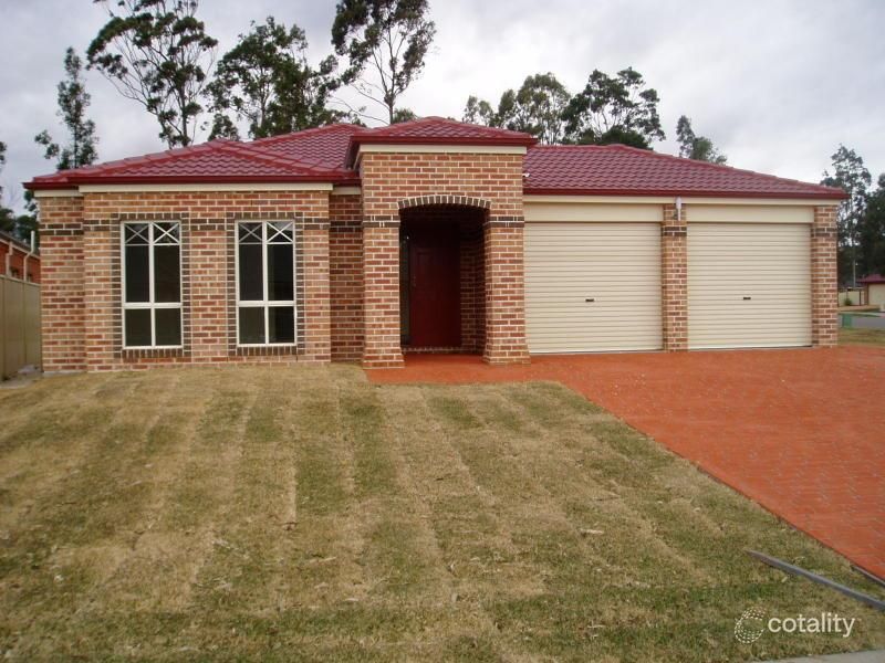 85 Ferraby Dr, Metford, NSW 2323
