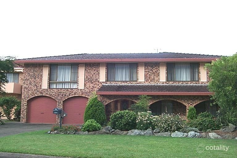 90 Commodore Cres, Port Macquarie, NSW 2444