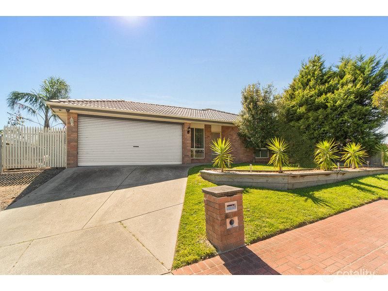 15 Grasswren Cl, Langwarrin, VIC 3910