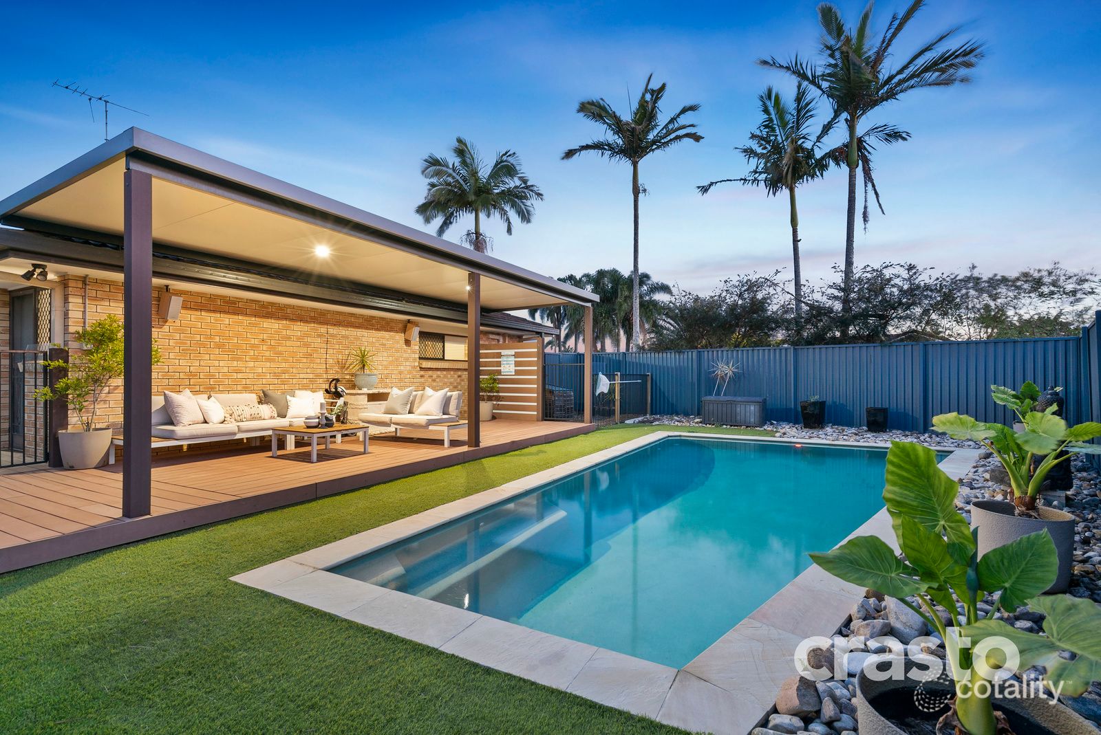 18 Linum St, Palm Beach, QLD 4221