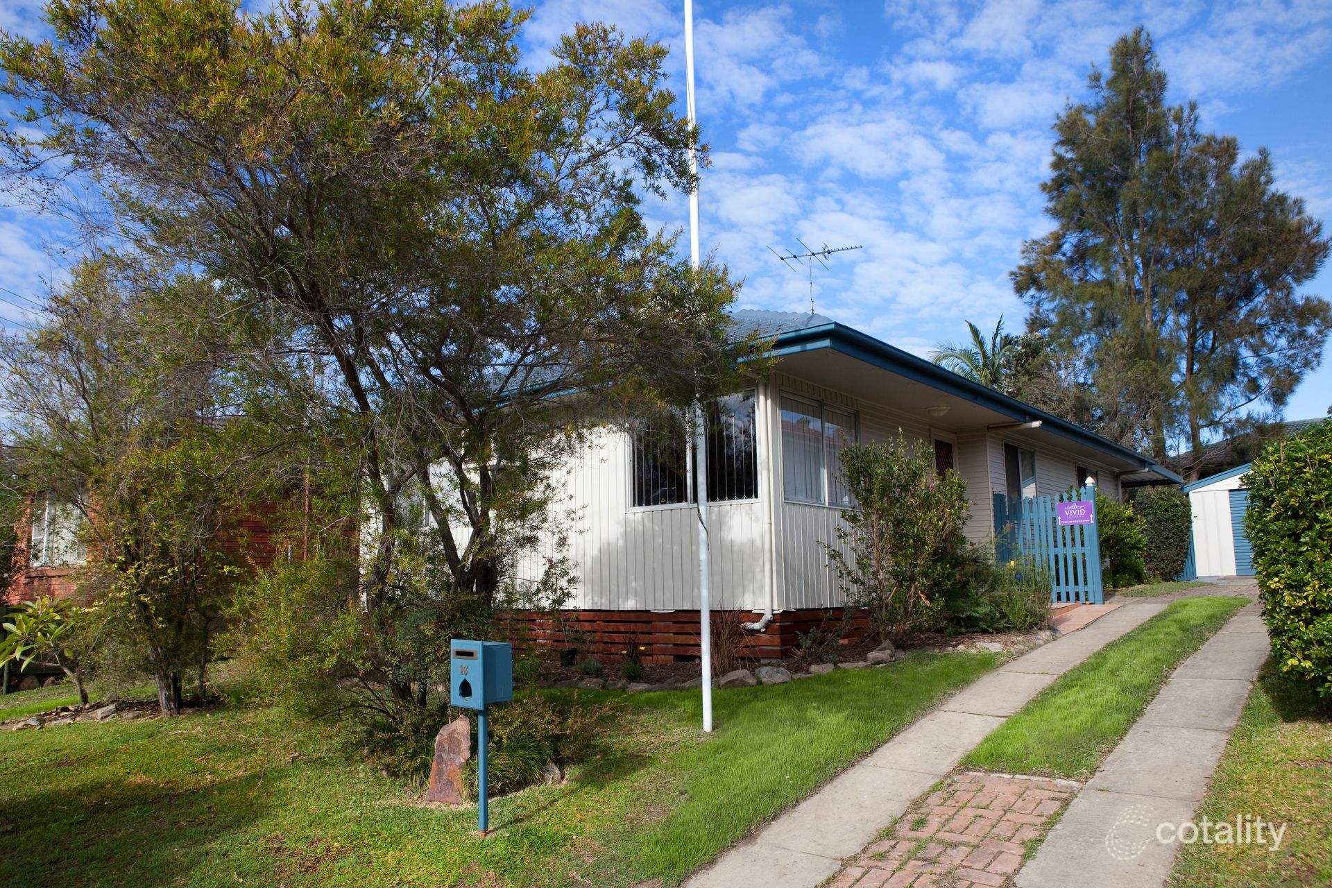 16 Granada Ave, Macquarie Hills, NSW 2285