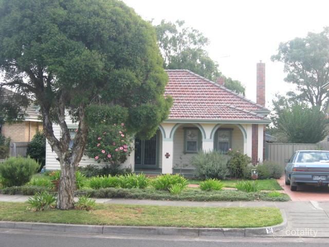 16 Henty St, Murrumbeena, VIC 3163