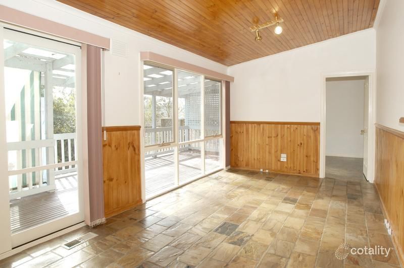 5 Hodgson St, Mitcham, VIC 3132