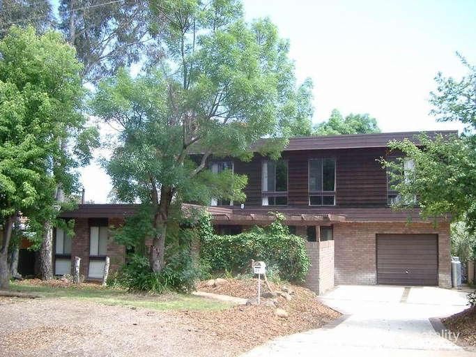 27 Quandong Ave, Tumut, NSW 2720