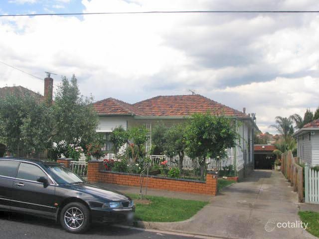 8 Balmoral Ave, Pascoe Vale South, VIC 3044
