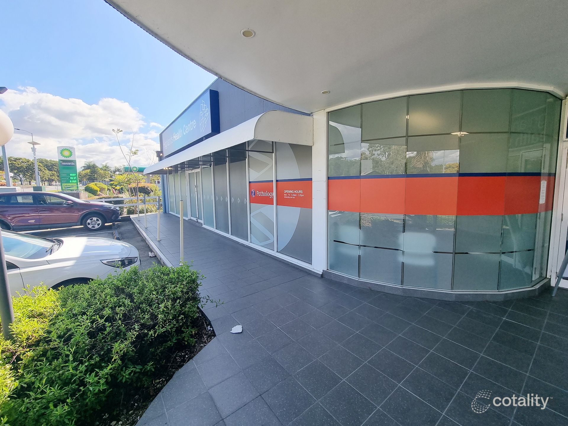 95 Alexander Dr, Highland Park, QLD 4211