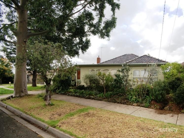 4 Peters St, Airport West, VIC 3042