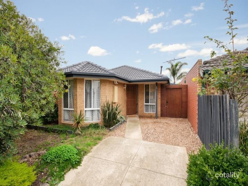 19 Rostron Way, Roxburgh Park, VIC 3064