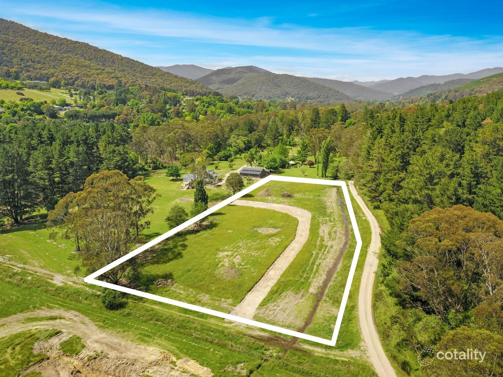 102c White Star Rd, Wandiligong, VIC 3744