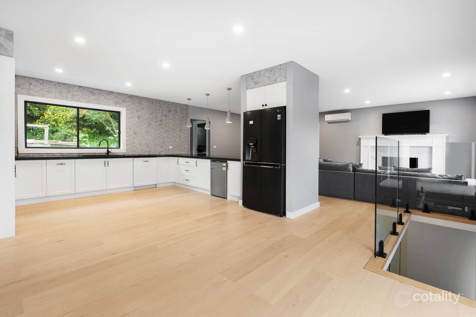 52 Alma Ave, Ferntree Gully, VIC 3156