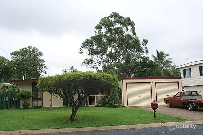 23 Bourke St, Blacks Beach, QLD 4740