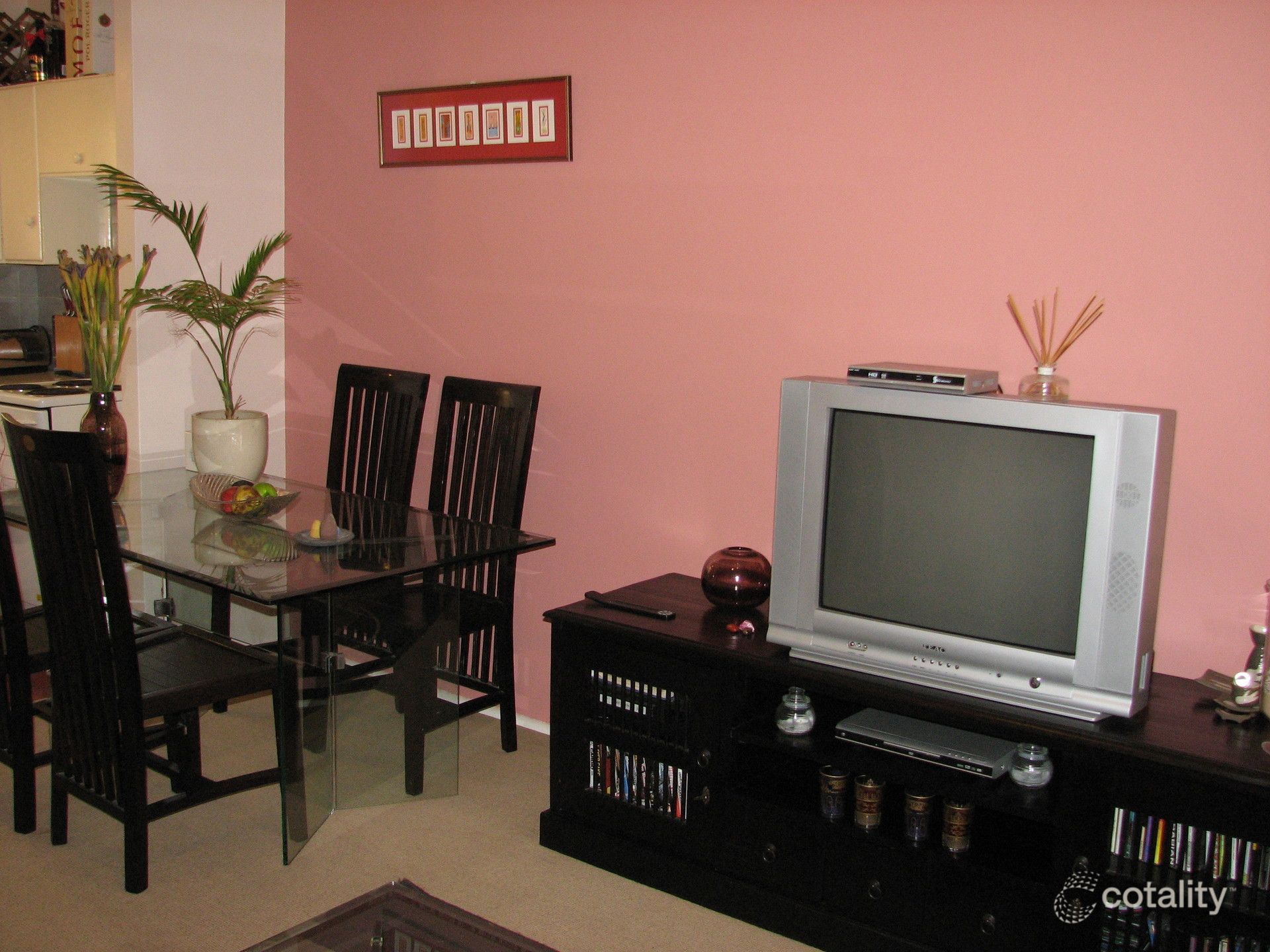 2/11 Winchester St, Carlton, NSW 2218