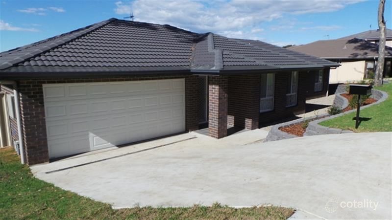 11 Kuttabul Rd, Wadalba, NSW 2259