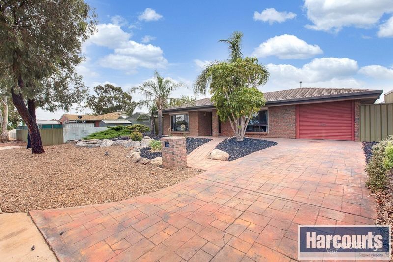 9 Zurich Rd, Craigmore, SA 5114