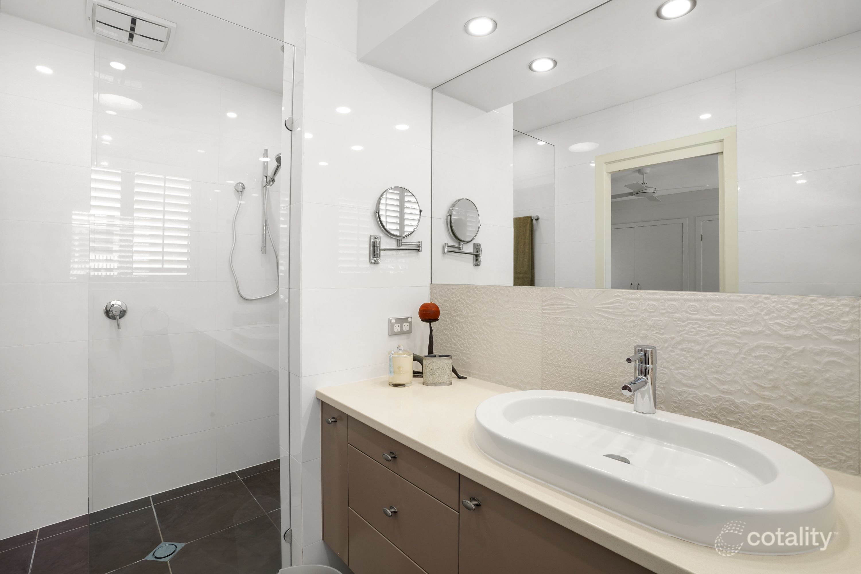 36 Bauer St, Southport, QLD 4215