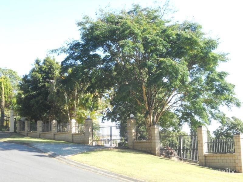 19 Bahrview Dr, Bahrs Scrub, QLD 4207