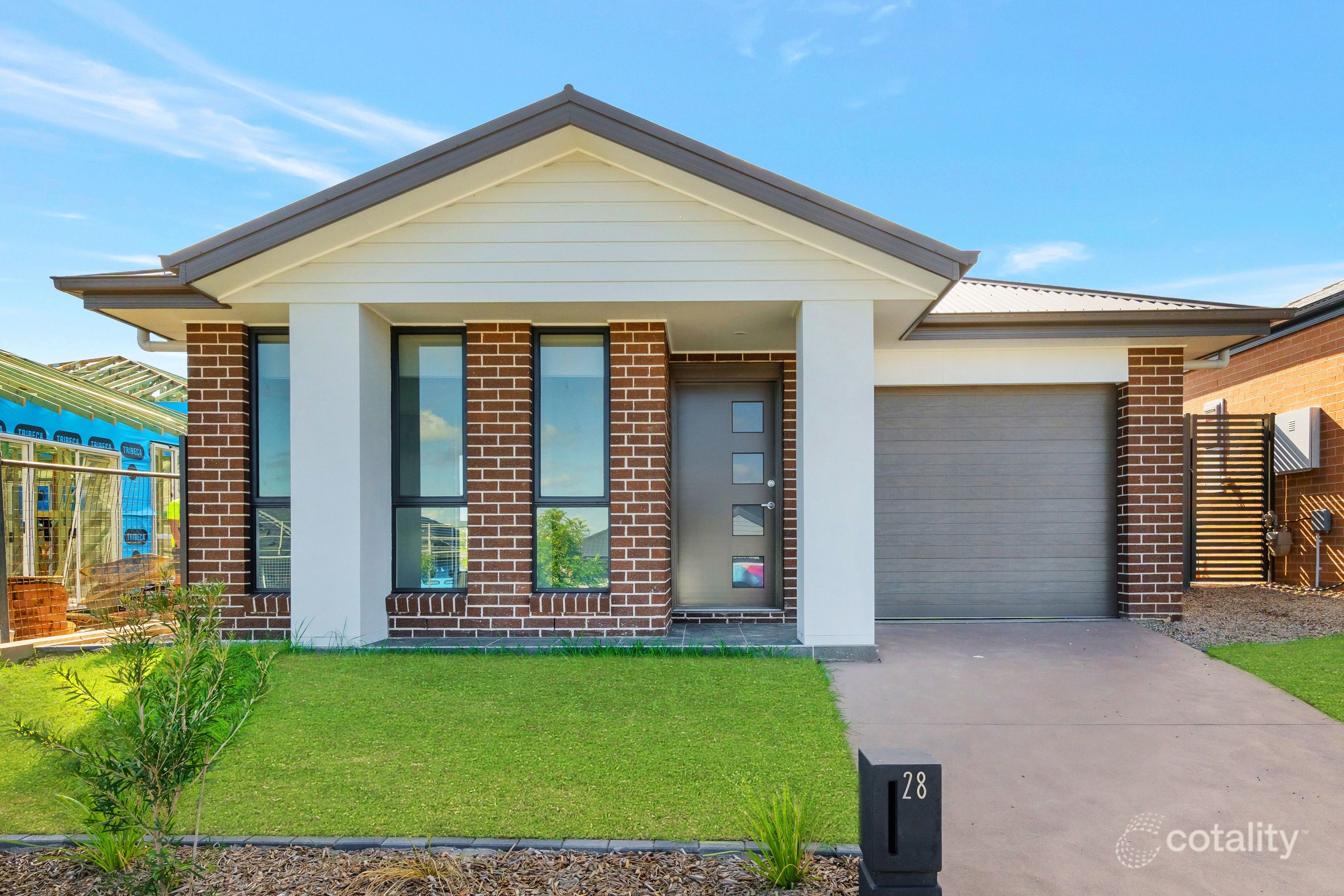 28 Battam Rd, Gregory Hills, NSW 2557
