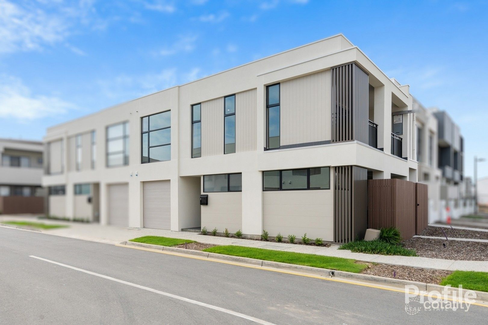 7 Neighbour Rd, West Lakes, SA 5021