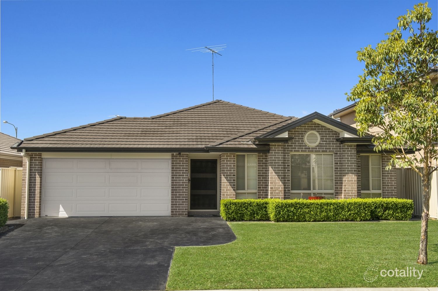 10 Denison St, Harrington Park, NSW 2567