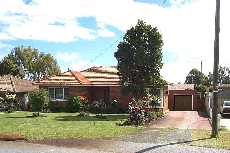 9 Pollard St, Glendalough, WA 6016