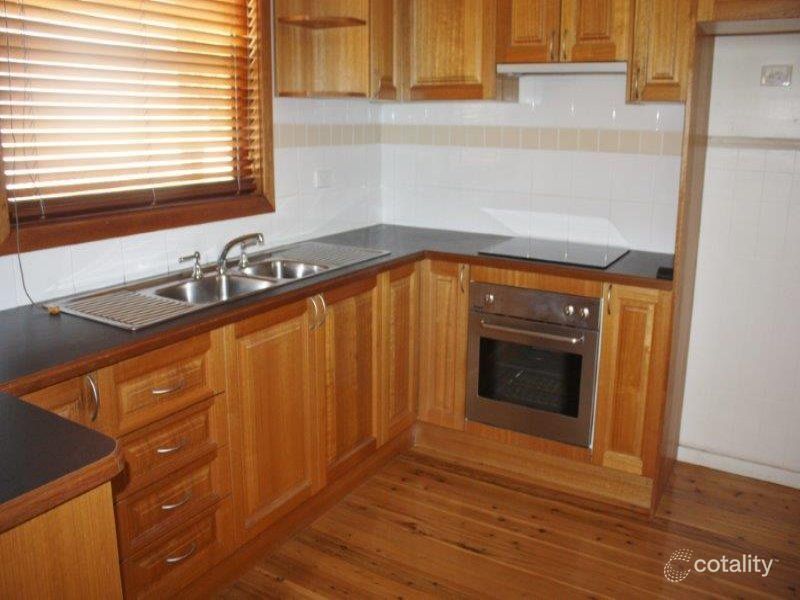 16 Deborah St, Kotara South, NSW 2289