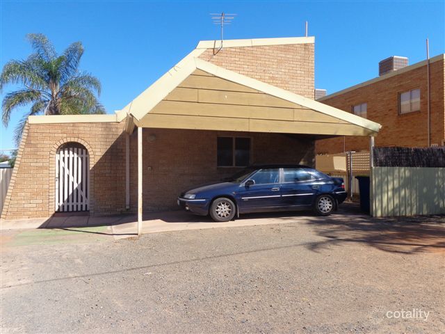 1/4 Carrington St, South Kalgoorlie, WA 6430