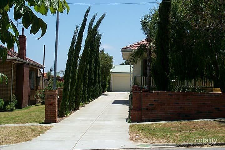 101a Cleopatra St, Palmyra, WA 6157