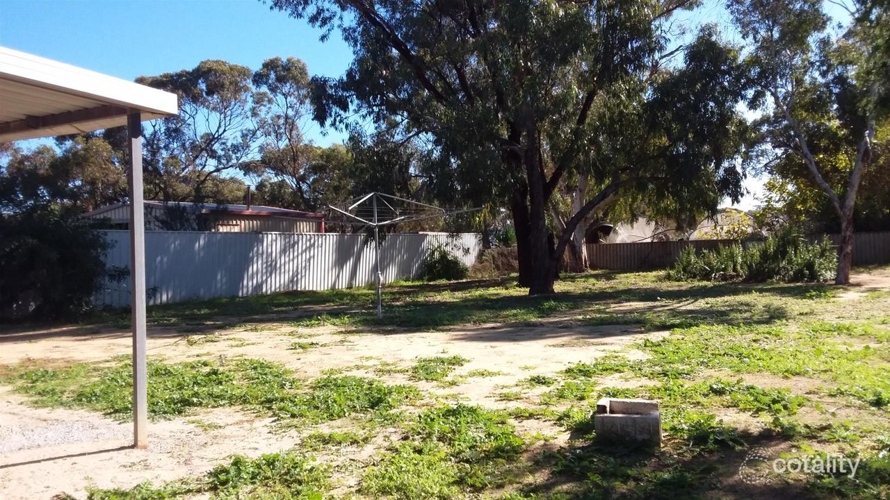 6 Dargai St, Moora, WA 6510