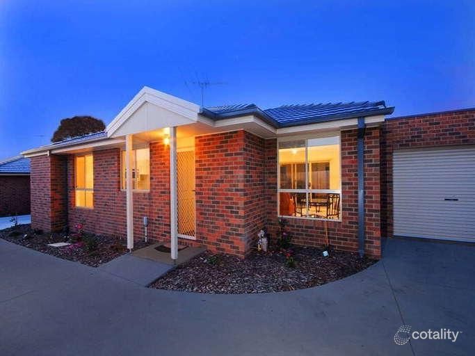 2/25 Clarke Ave, Belmont, VIC 3216