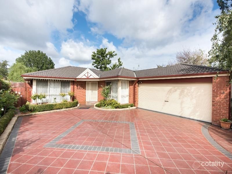 18 Weyburn Rd, Boronia, VIC 3155