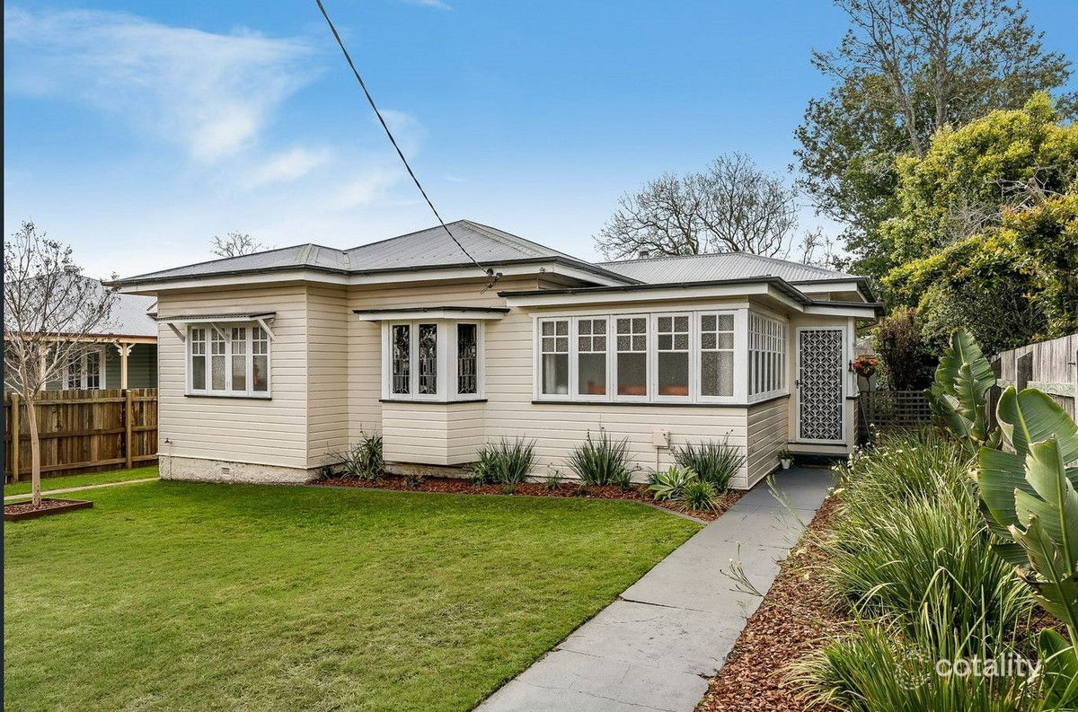 49a Bridge St, Mount Lofty, QLD 4350