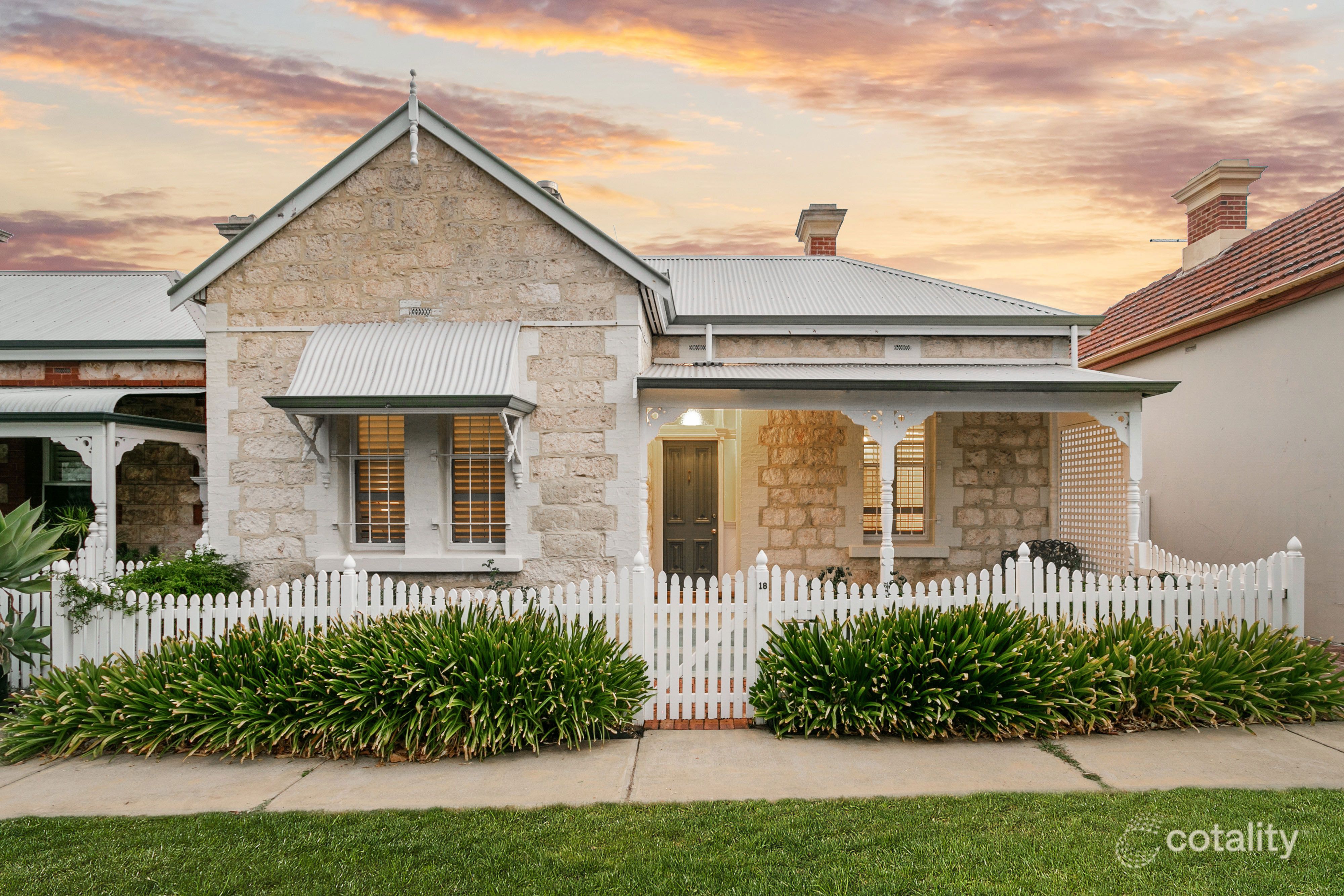 18 Willis St, Mosman Park, WA 6012